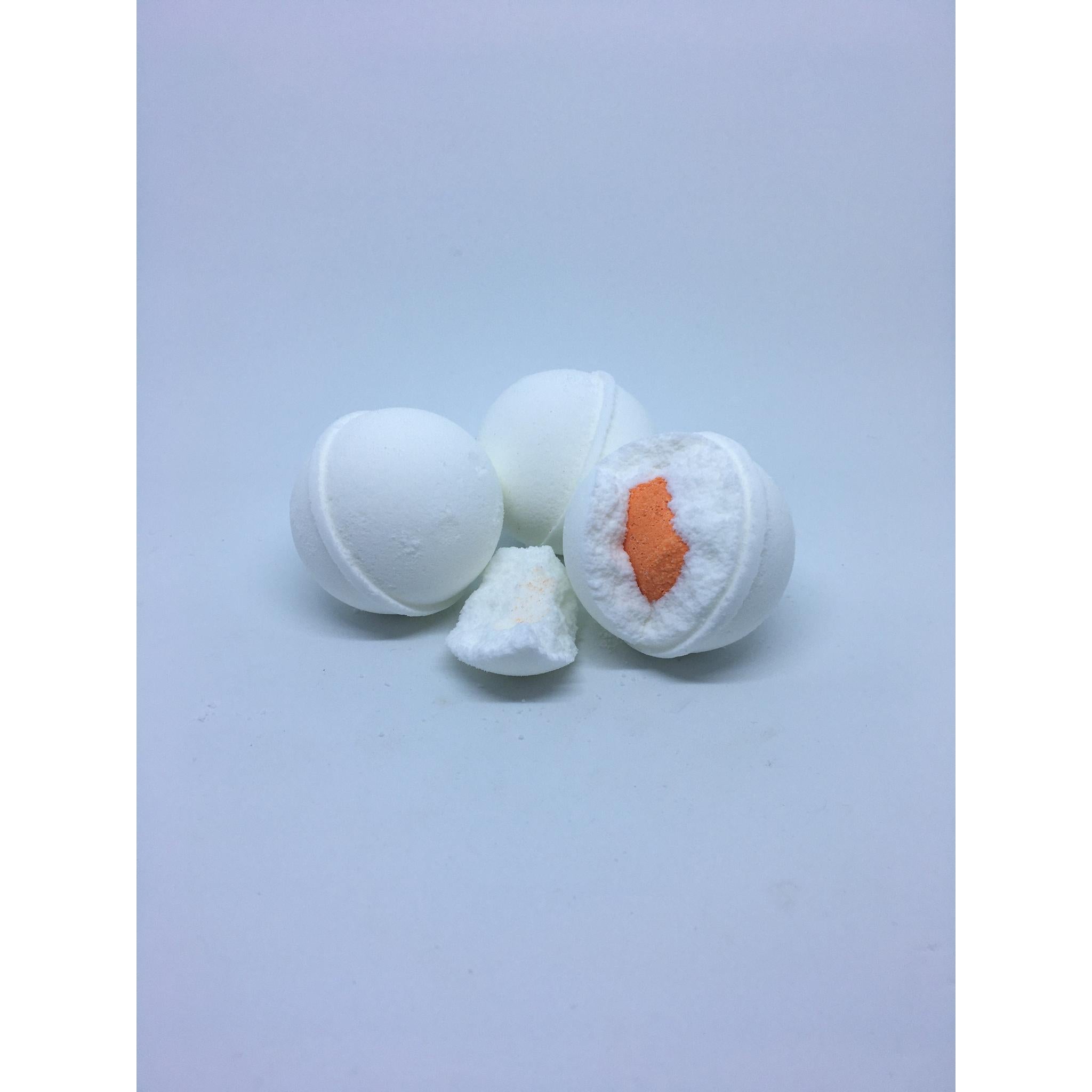 Bombes de bain aux couleurs cachées